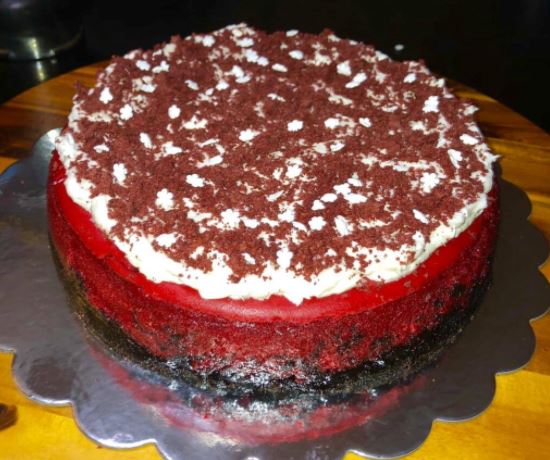 Red Velvet Cheesecake