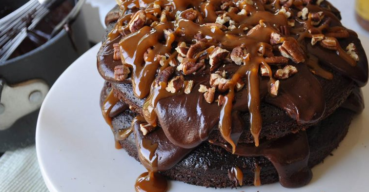 Chocolate Turtle Cake