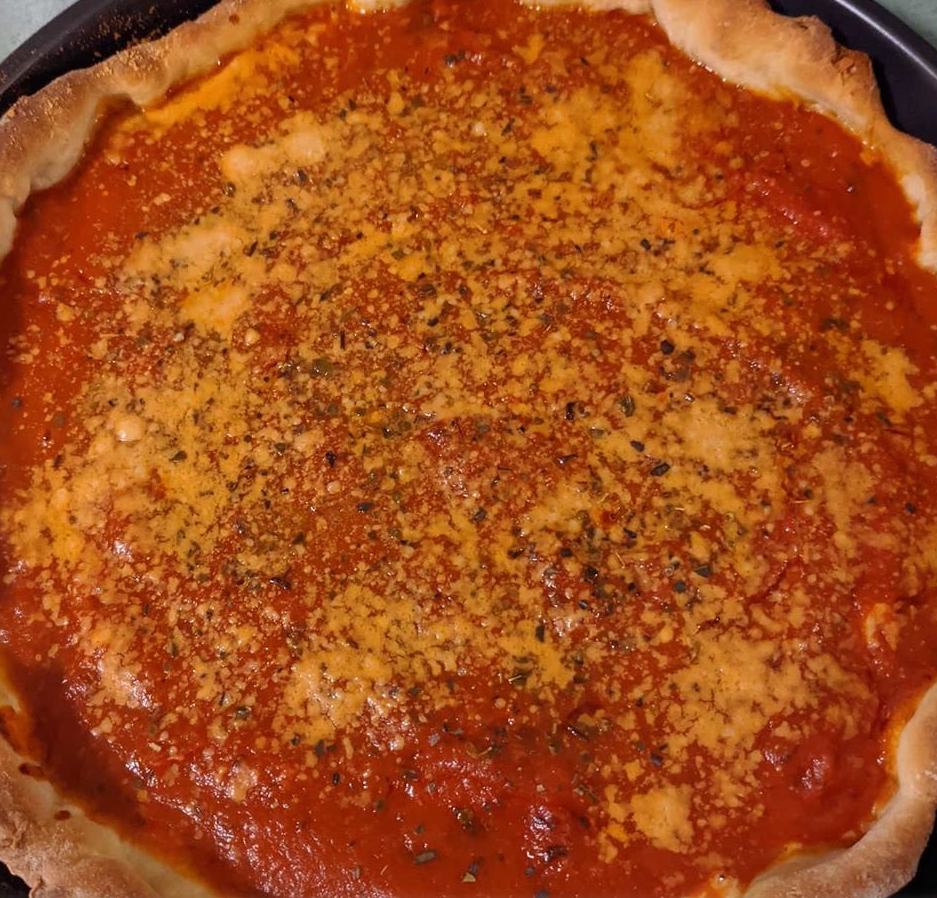 HOMEMADE CHICAGO STYLE DEEP DISH PIZZA