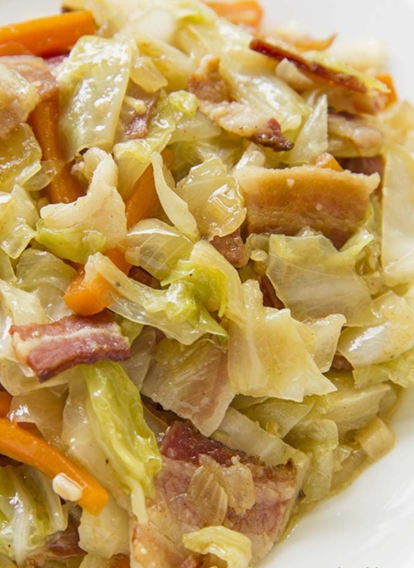 FRIED CABBAGE WITH BACON, ONION, AND GARLIC - Pioneer COOKERY 2025 | +1000 Best Pioneer Healthy Recipes