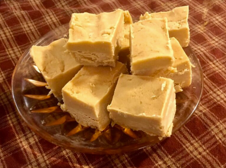 CREAMY PEANUT BUTTER FUDGE