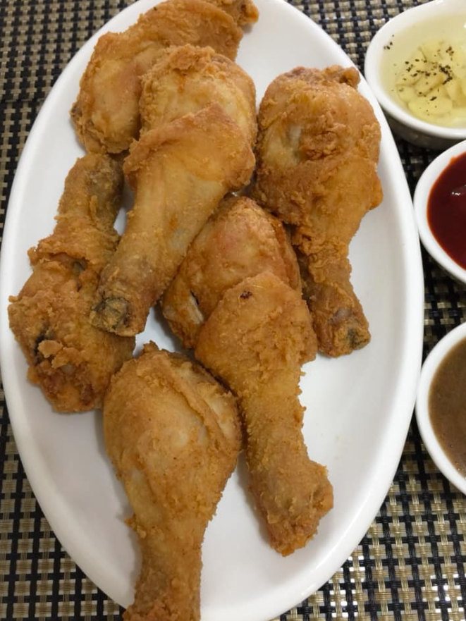 SPICY FRIED CHICKEN & VINEGAR