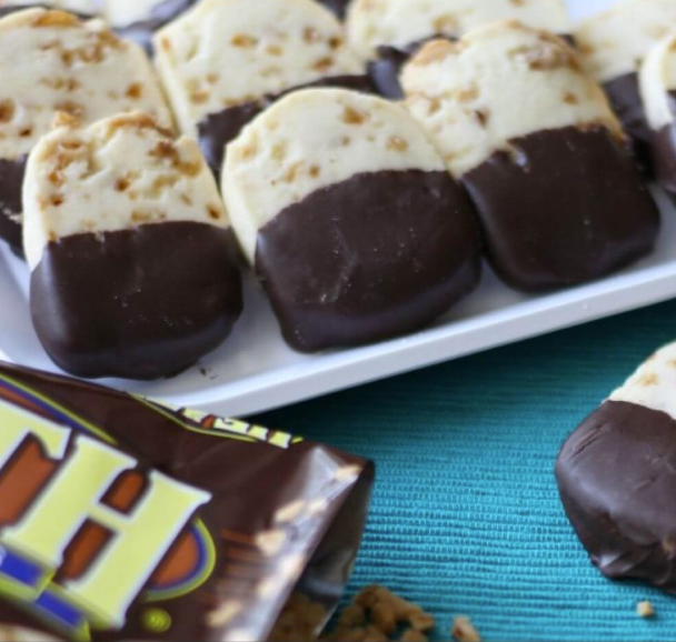 CHOCOLATE DIPPED TOFFEE SHORTBREAD COOKIES