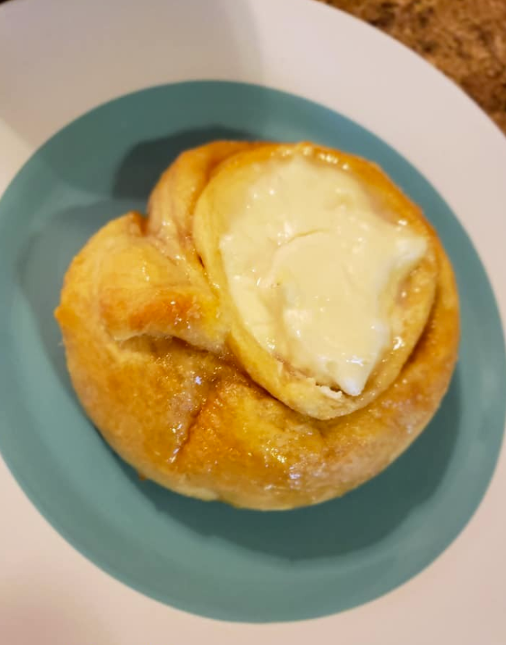 CRESCENT CHEESE DANISHES