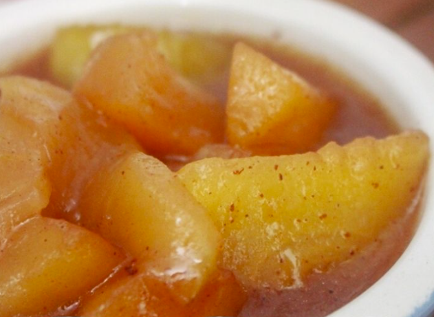 CROCKPOT FRIED APPLES!!